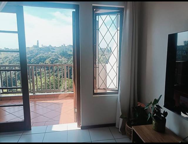 2 BEDROOM APARTMENT FOR SALE IN THE WOLDS